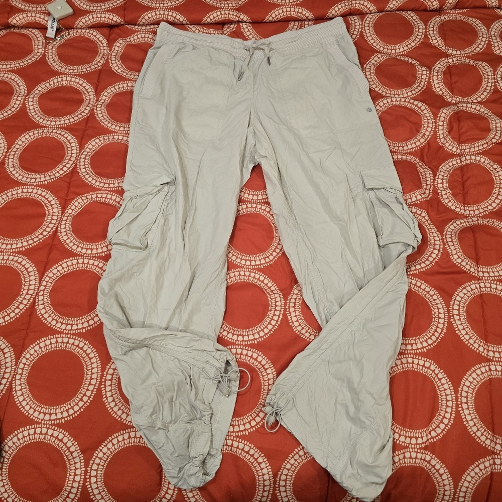 Lululemon Relaxed Mid-Rise 32" Dance Studio Pant  in Bone